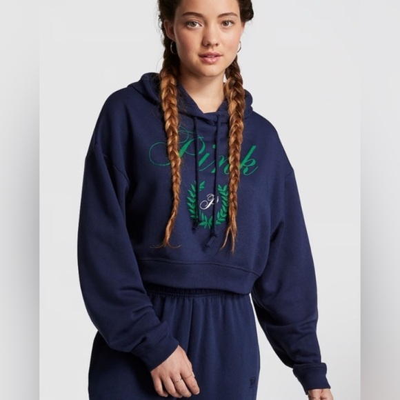 PINK Victoria's Secret Tops - ❥𝒱𝒮 𝐏𝐈𝐍𝐊: Everyday Fleece Cropped Hoodie - Navy